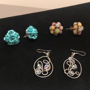 3 pairs of earrings